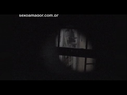 ❤️ Blondýnka se nechá tajně natáčet šmírákem ze sousedství schovaným za dutými cihlami. Ruské porno u cs.mailkassa.ru ﹏